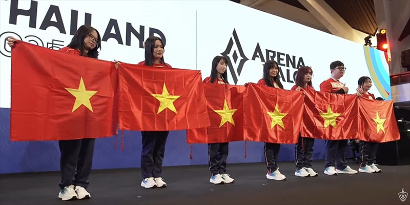 Tuyển nữ Việt Nam vô địch Liên Quân Mobile SEA Games 33